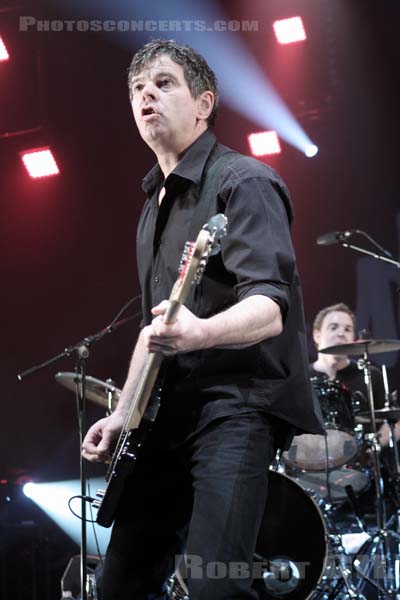 THE STRANGLERS - 2009-02-05 - PARIS - Olympia - Jean-Jacques Burnel - Ian Barnard